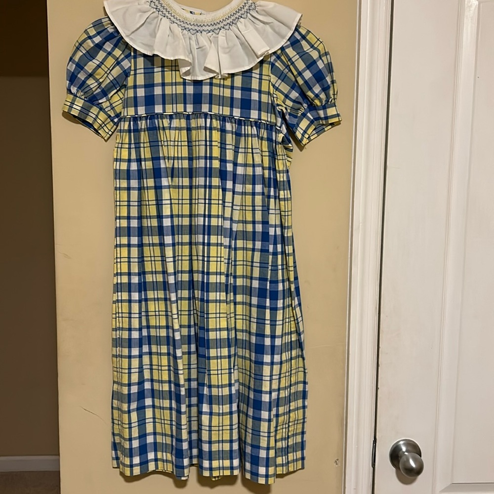 Monday’s Child girls smocked collar dress